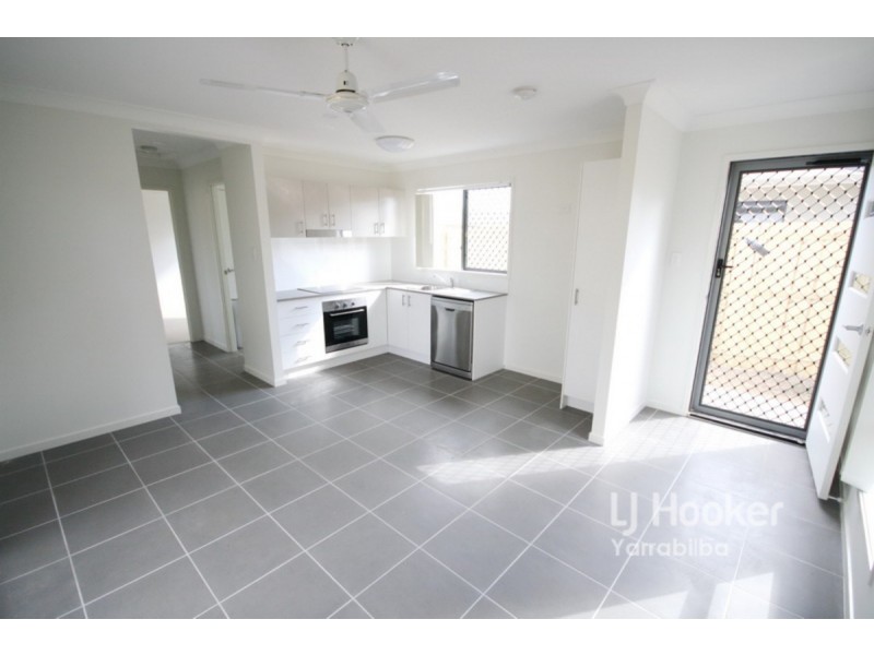 2/4 Diltar Street, Loganlea QLD 4131