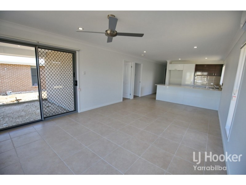 11 Bayes Road, Logan Reserve QLD 4133