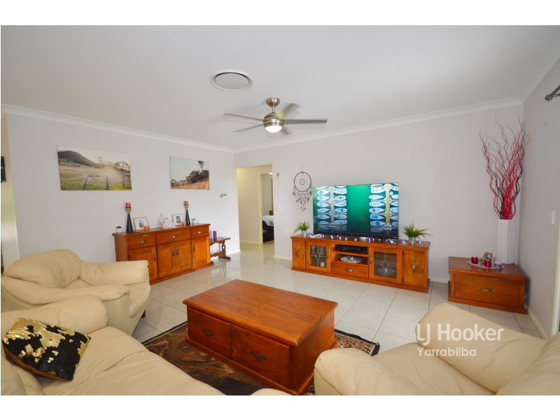 32-34 White Place, Kooralbyn QLD 4285