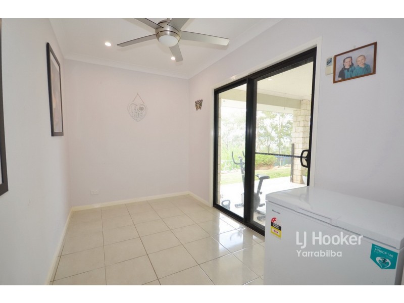 32-34 White Place, Kooralbyn QLD 4285