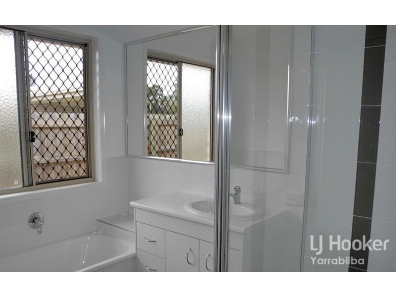 21 Oasis Drive, Kingaroy QLD 4610