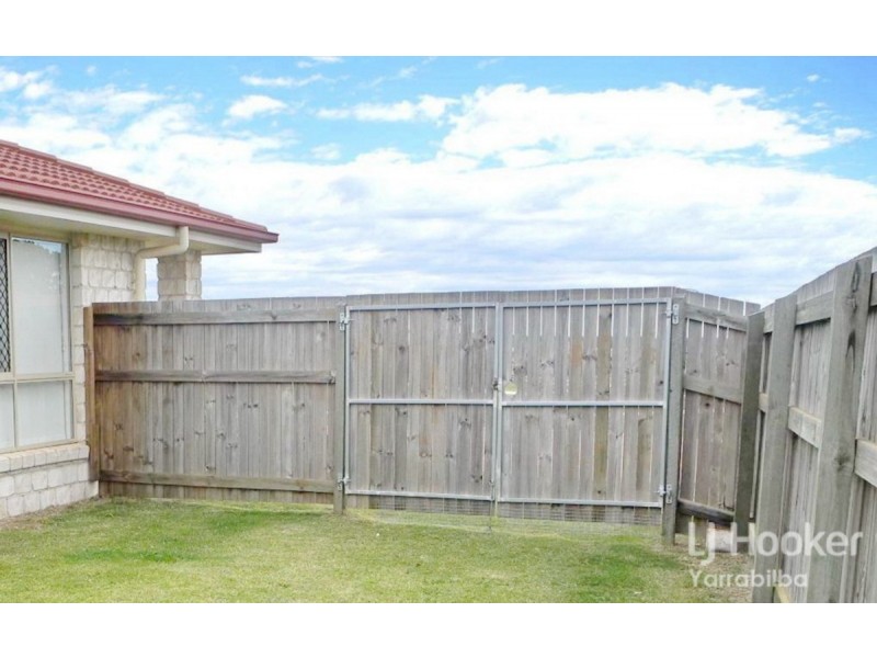 21 Oasis Drive, Kingaroy QLD 4610