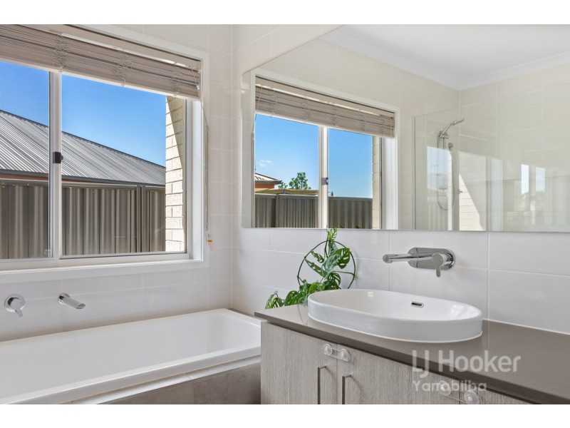 78 Towns Avenue, Logan Village QLD 4207