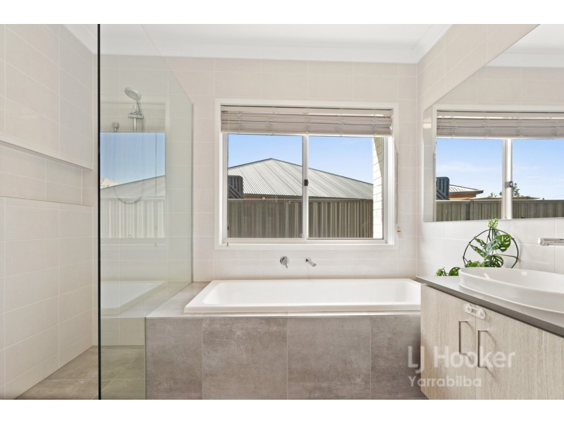 78 Towns Avenue, Logan Village QLD 4207