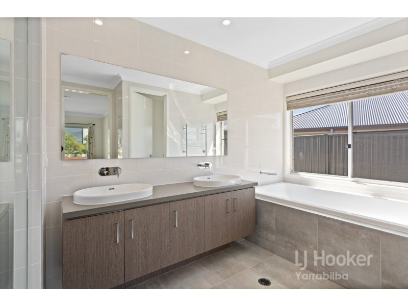 78 Towns Avenue, Logan Village QLD 4207