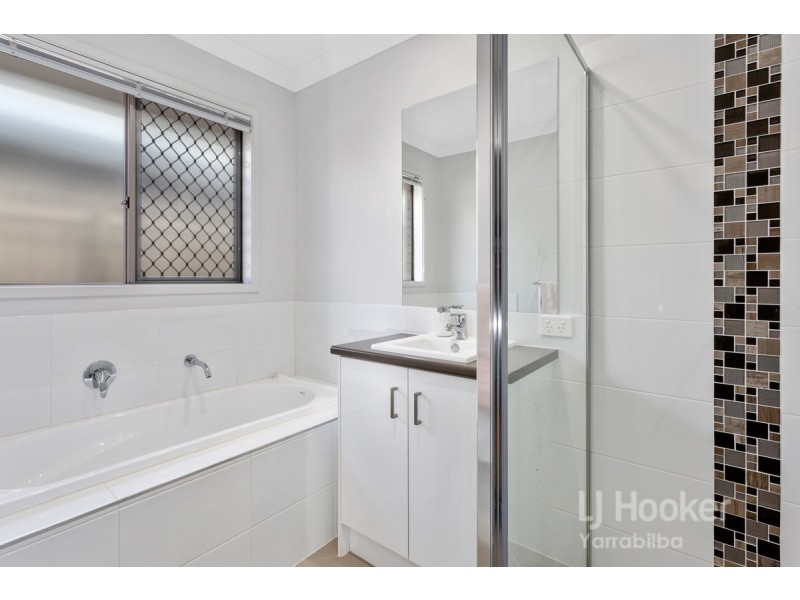 8 Splendour Circuit, Yarrabilba QLD 4207