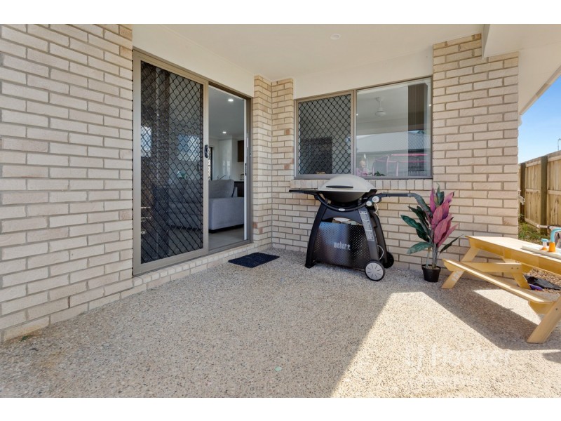 8 Splendour Circuit, Yarrabilba QLD 4207