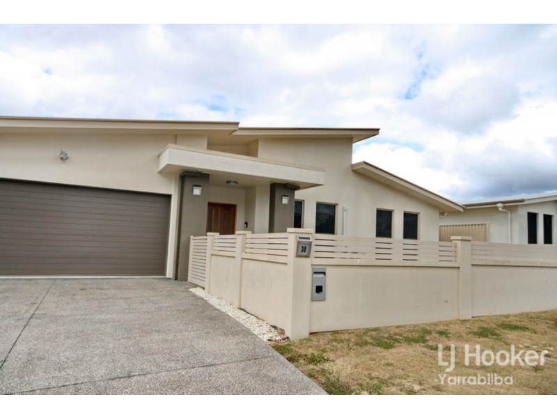 38 Maryland Drive, Regents Park QLD 4118