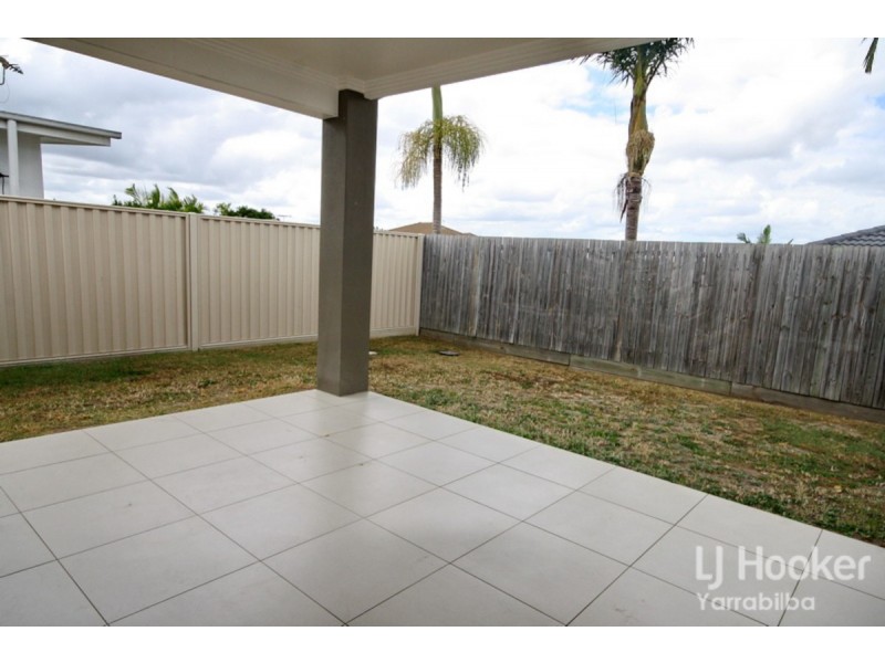 38 Maryland Drive, Regents Park QLD 4118