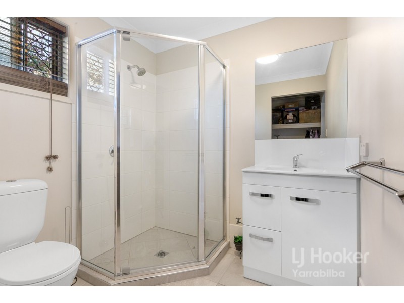 1/24 Trailblazer Drive, Flagstone QLD 4280