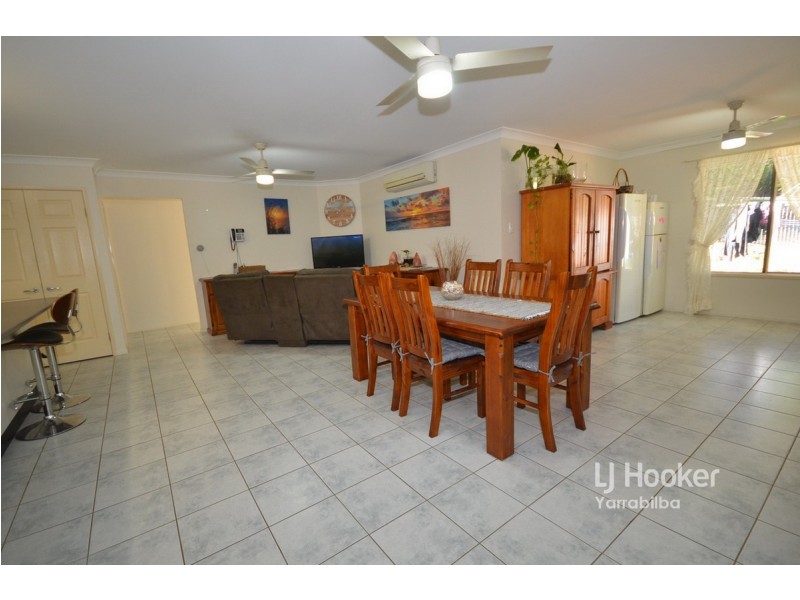 202-206 Stephens Place, Kooralbyn QLD 4285