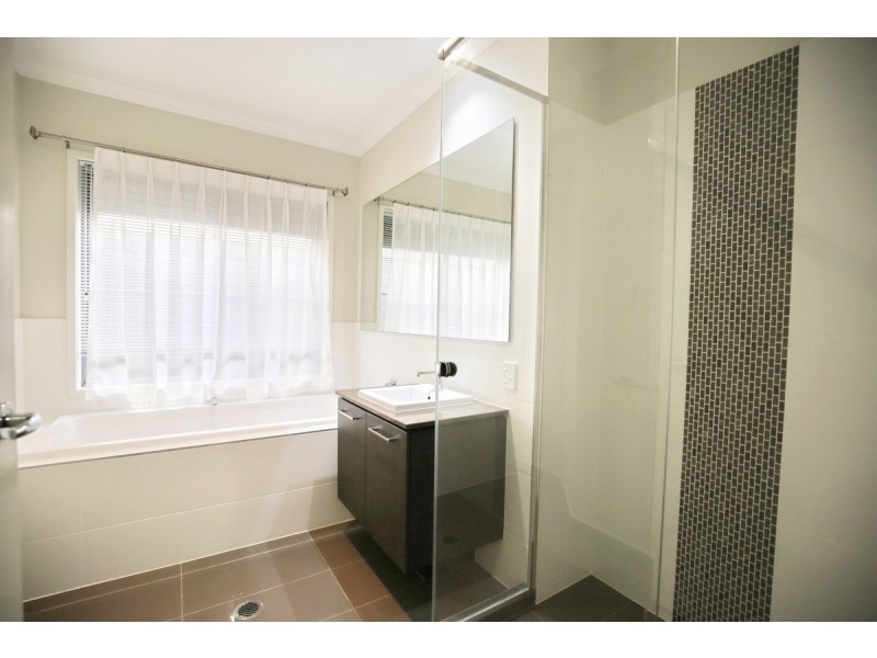 21 Myers Street, Yarrabilba QLD 4207