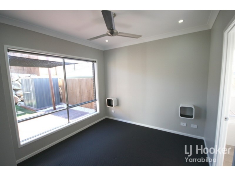 8 Carpenter Street, Yarrabilba QLD 4207