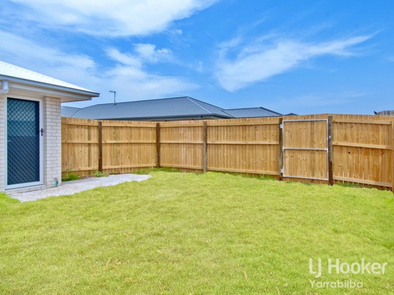 1/29-31 Scoria Street, Yarrabilba QLD 4207