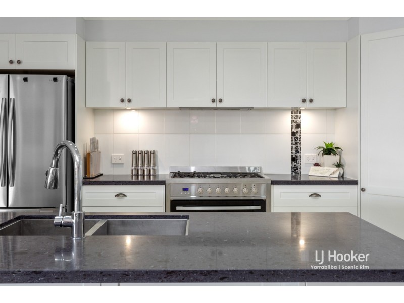 15 Sandell Street, Yarrabilba QLD 4207