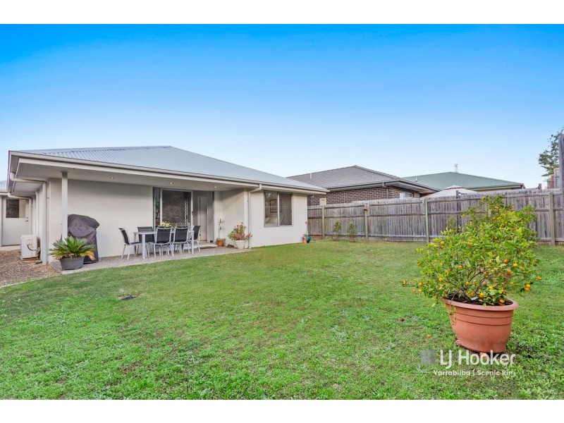 14 Carpenter Street, Yarrabilba QLD 4207