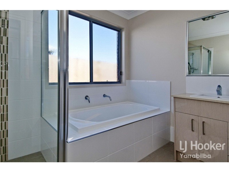 8 Grayson Street, Yarrabilba QLD 4207