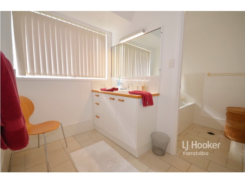 8-10 Brooks Drive, Kooralbyn QLD 4285