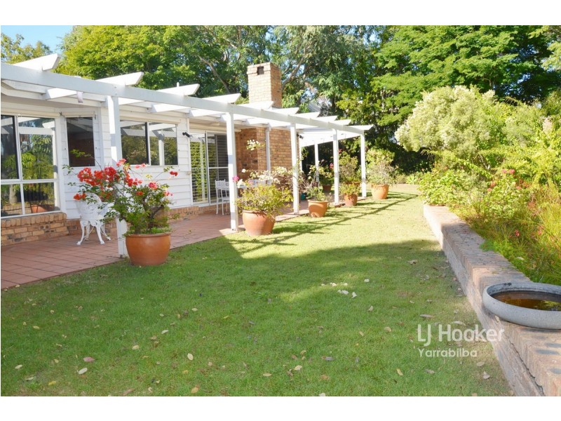 8-10 Brooks Drive, Kooralbyn QLD 4285