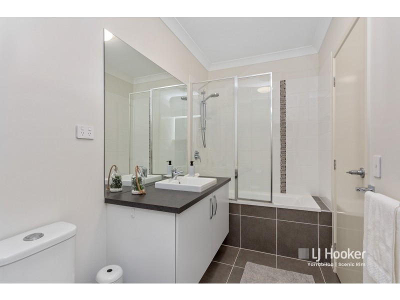 7 Woodward Avenue, Yarrabilba QLD 4207