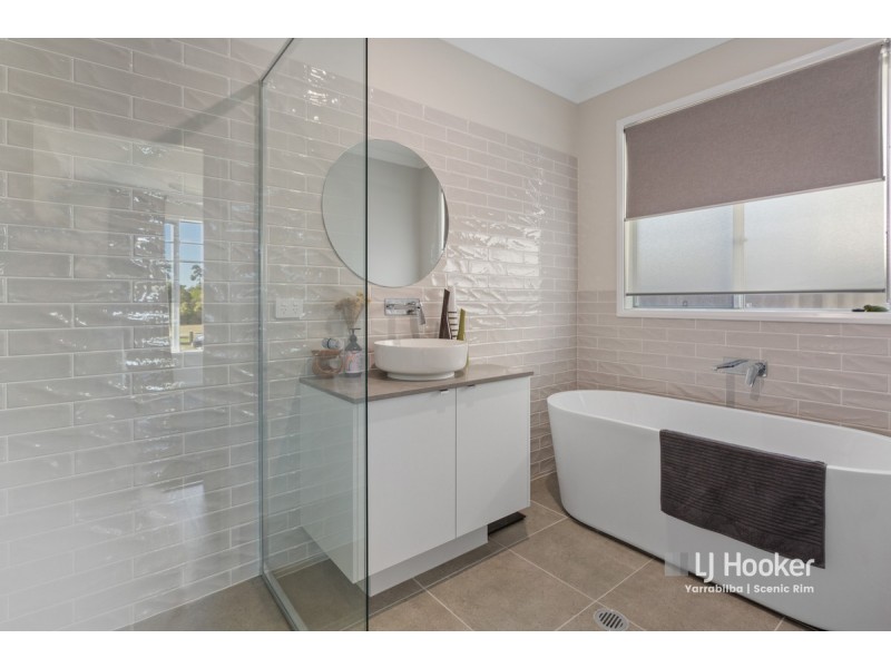 17 Windsor Avenue, Yarrabilba QLD 4207