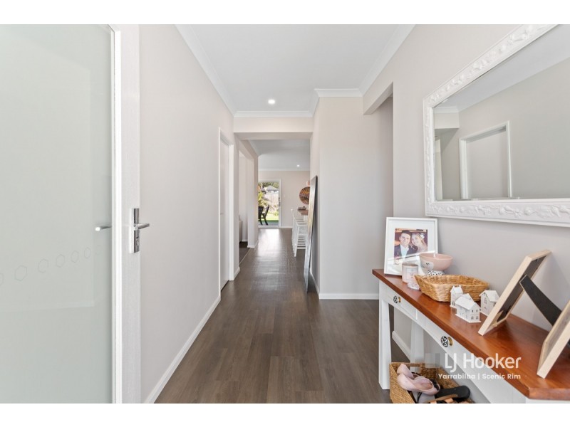 17 Windsor Avenue, Yarrabilba QLD 4207