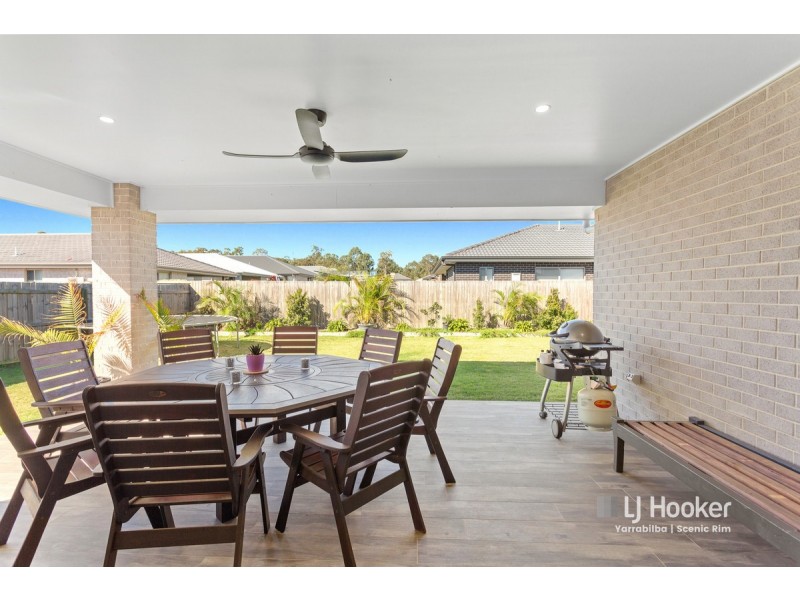 17 Windsor Avenue, Yarrabilba QLD 4207