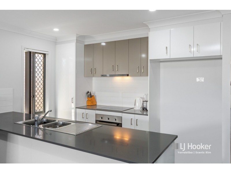 15 Greenstone Street, Yarrabilba QLD 4207