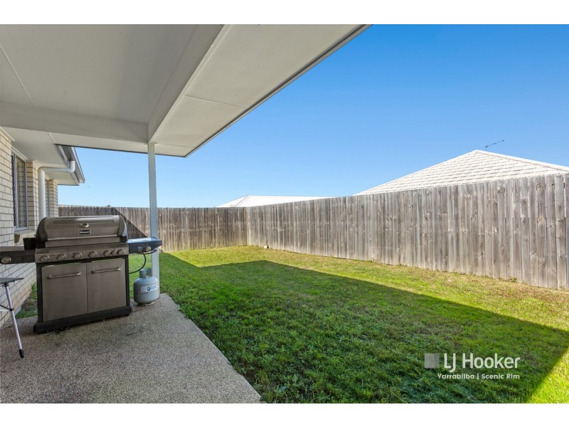 15 Greenstone Street, Yarrabilba QLD 4207