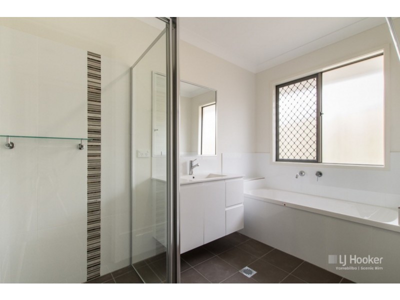 3 Winterpeak Close, Yarrabilba QLD 4207