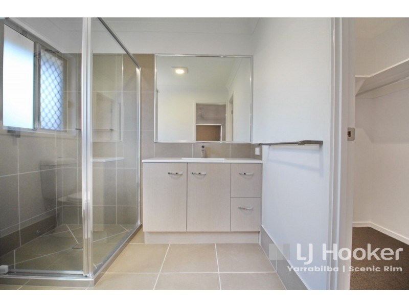 12 Village Court, Logan Village QLD 4207