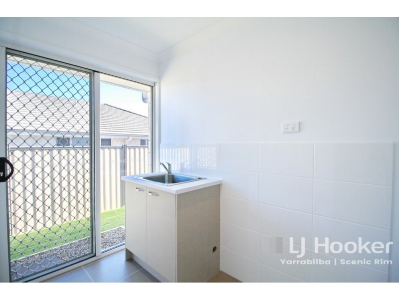 12 Village Court, Logan Village QLD 4207