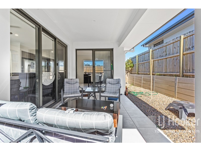 4 Flint Street, Yarrabilba QLD 4207