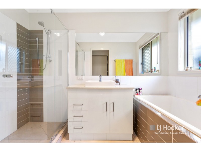 25 Sepia Street, Yarrabilba QLD 4207