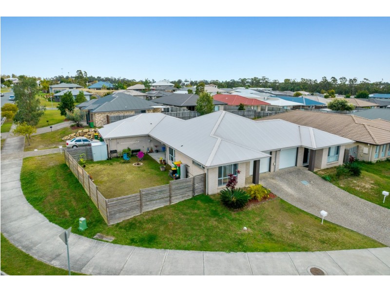 35 Combs Street, Yarrabilba QLD 4207