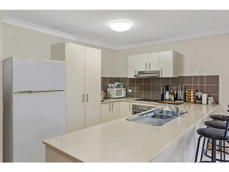 23 Bankswood Drive, Redland Bay QLD 4165