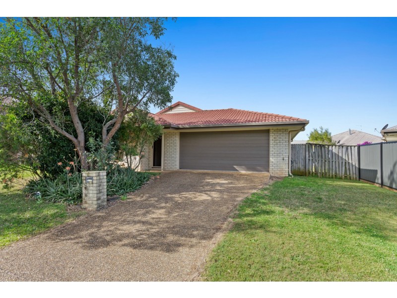 23 Bankswood Drive, Redland Bay QLD 4165