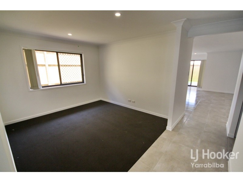 42 Rosewood Circuit, Yarrabilba QLD 4207