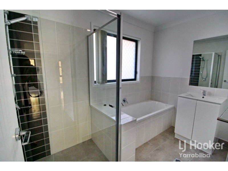 42 Rosewood Circuit, Yarrabilba QLD 4207