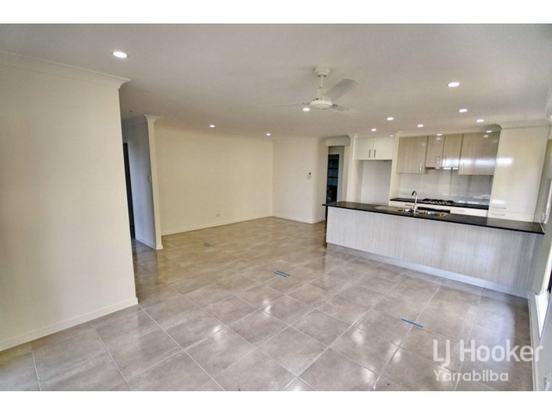 42 Rosewood Circuit, Yarrabilba QLD 4207