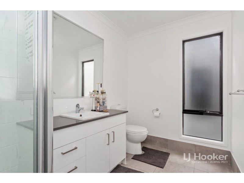 4 Lowthers Street, Yarrabilba QLD 4207