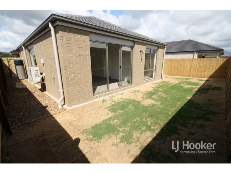 12 Sommer Street, Yarrabilba QLD 4207