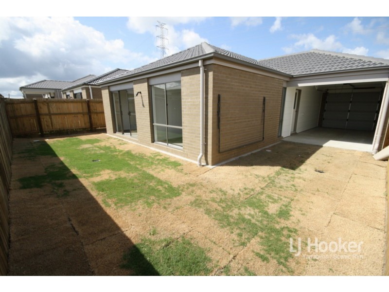 12 Sommer Street, Yarrabilba QLD 4207