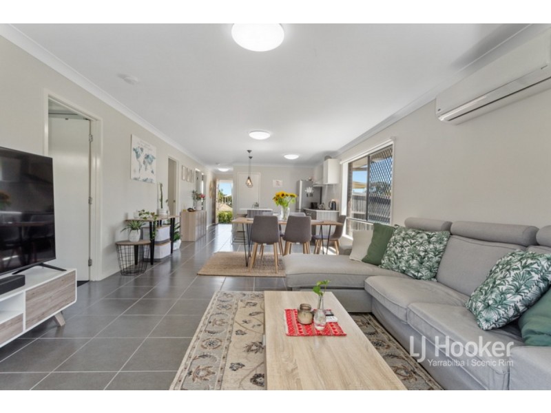 13 Windsor Avenue, Yarrabilba QLD 4207