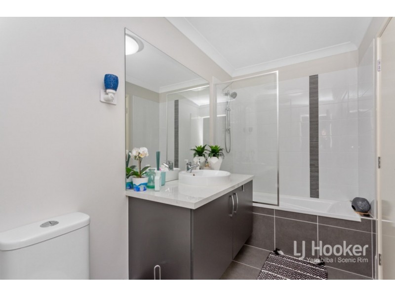 13 Windsor Avenue, Yarrabilba QLD 4207