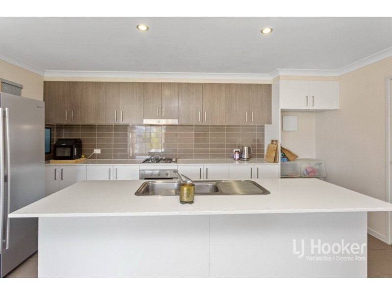 16 Lucinda Road, Logan Village QLD 4207