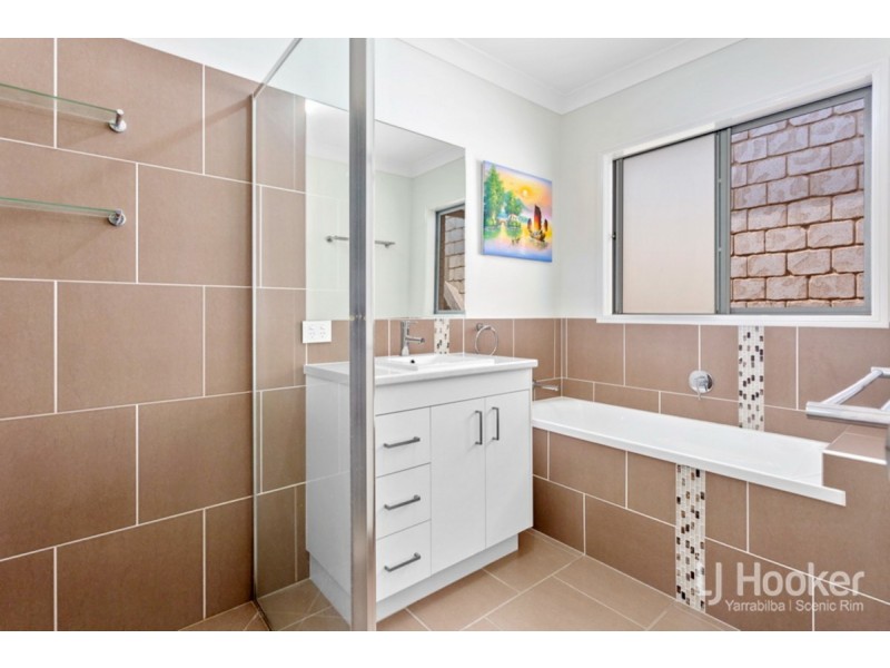 9 Carpenter Street, Yarrabilba QLD 4207