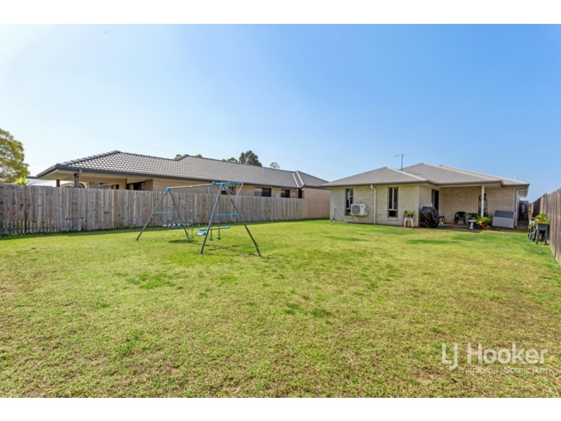 19 Foxx Court, Yarrabilba QLD 4207