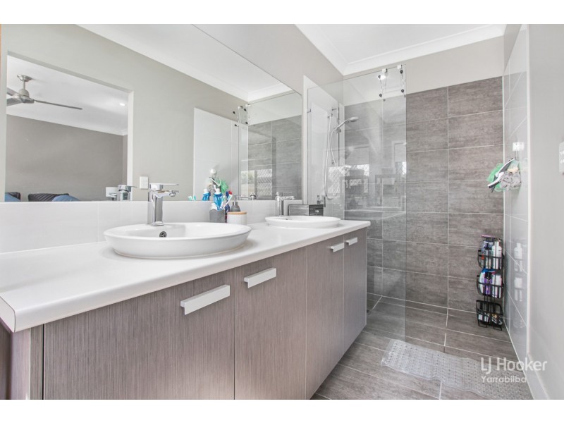 33 Seawest Street, Yarrabilba QLD 4207