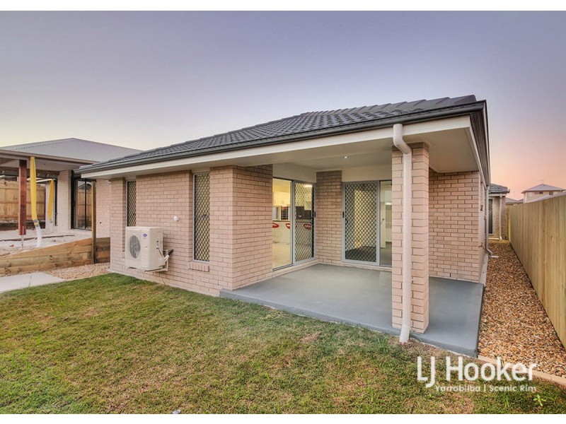 8 Bailey Street, Yarrabilba QLD 4207